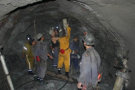 古县工程爆破中的危险因素分析以及应对工程爆破危险的措施